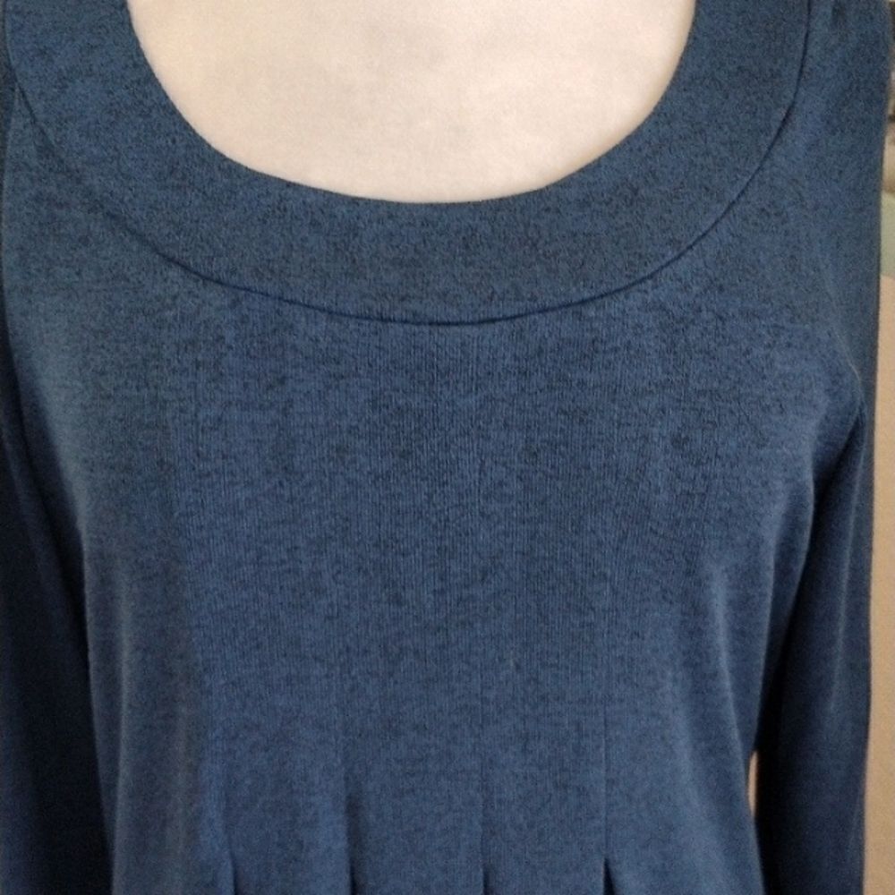 NorthStyle Knit Dress - Picture 4 of 10